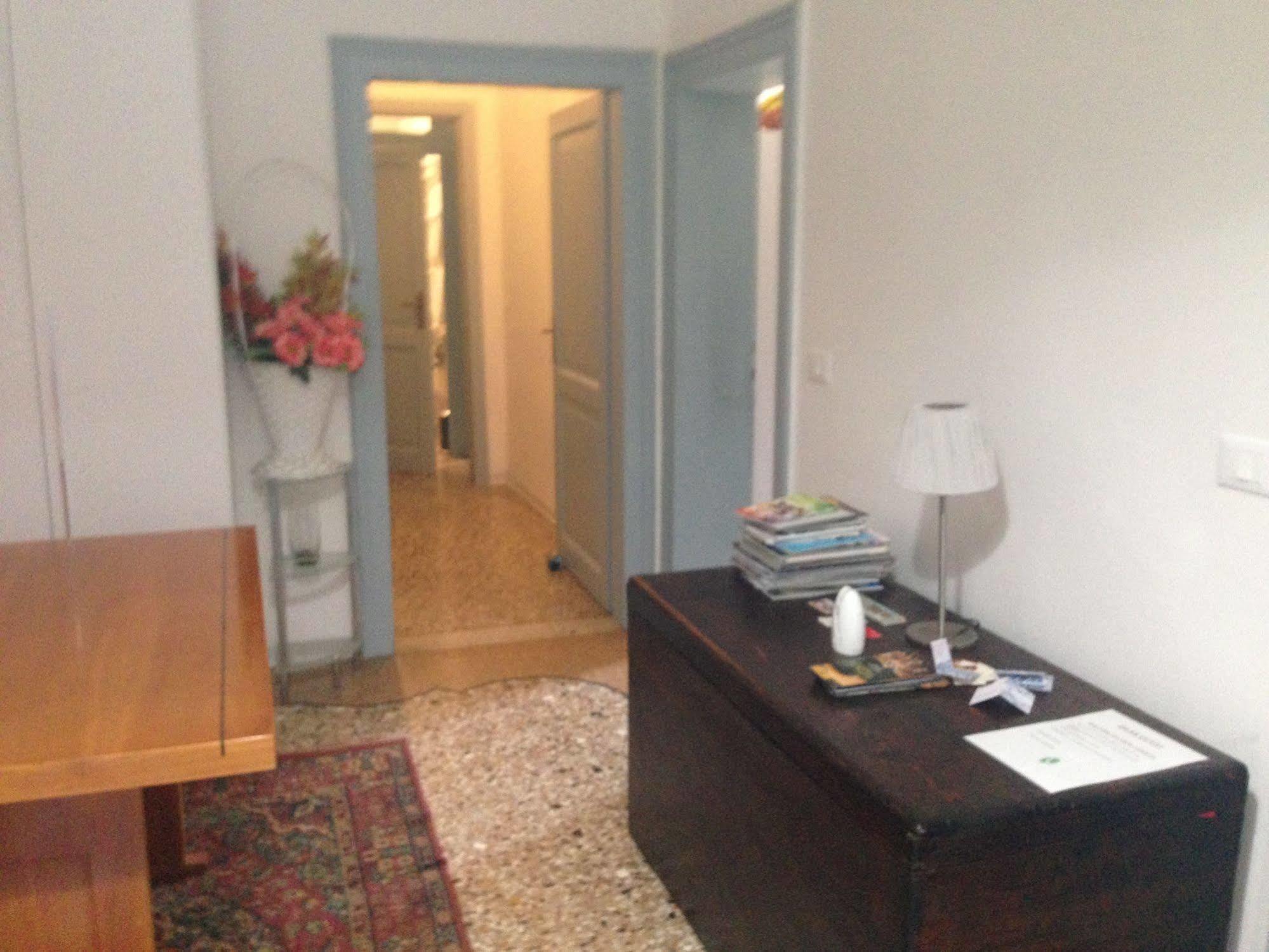 Guest House Loredana Venecia Exterior foto